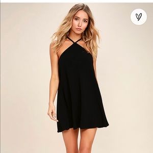 Lulu’s black shift dress